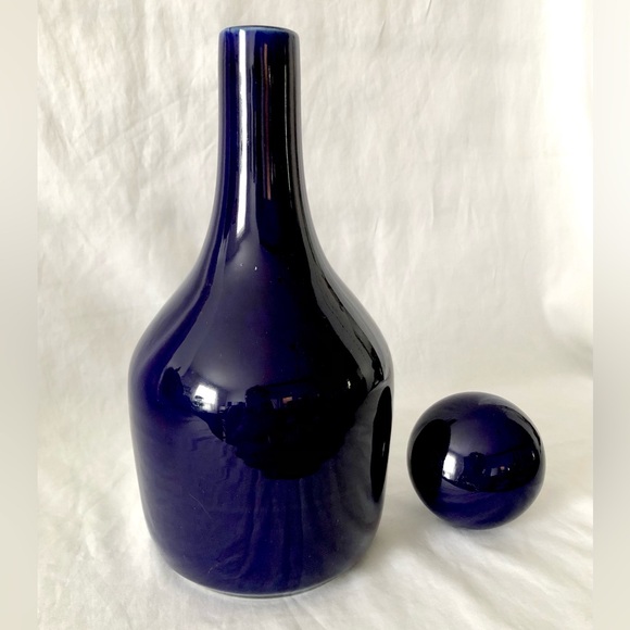 Vintage Blue Ceramic Decanter with cork - Picture 7 of 7